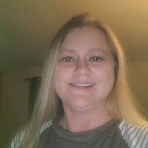 Meet your Posher, Stefanie floyd